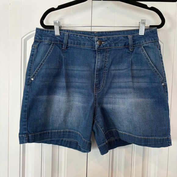 D. Jeans Denim‎ Shorts Size 12 - Picture 1 of 5